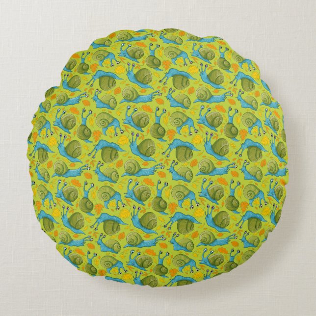 Autumn snails round pillow (Front)