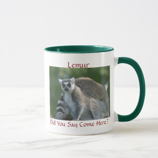 Avez-vous dit venez-vous ici ? tasse de la (Droite)