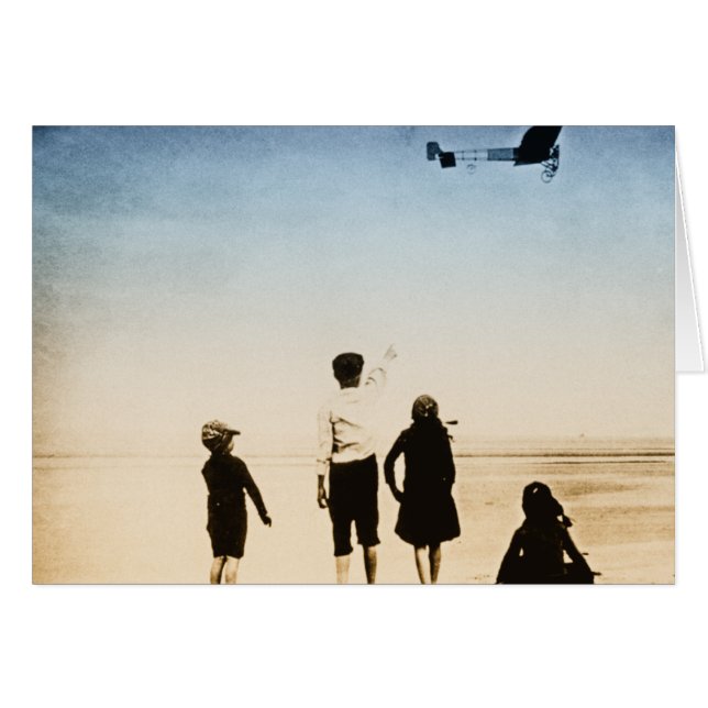 Avion vintage en vol (Devant horizontal)