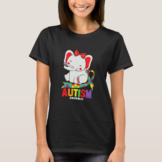 Awareness Elephant Mom Wearing Earrings Autism Hea T-Shirt (Front)