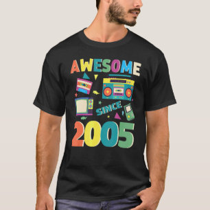 Awesome Since 2005 Vintage 2005 17th Birthday 17 Y T-Shirt