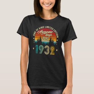 Awesome Since June 1932 90 Years Old 27th Birthday T-Shirt