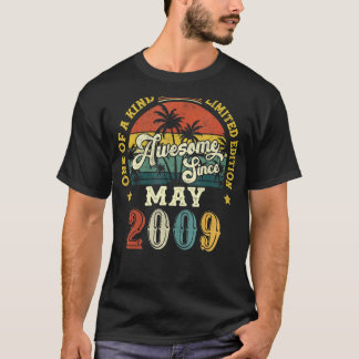 Awesome Since May 2009 Vintage 13th Birthday T-Shirt