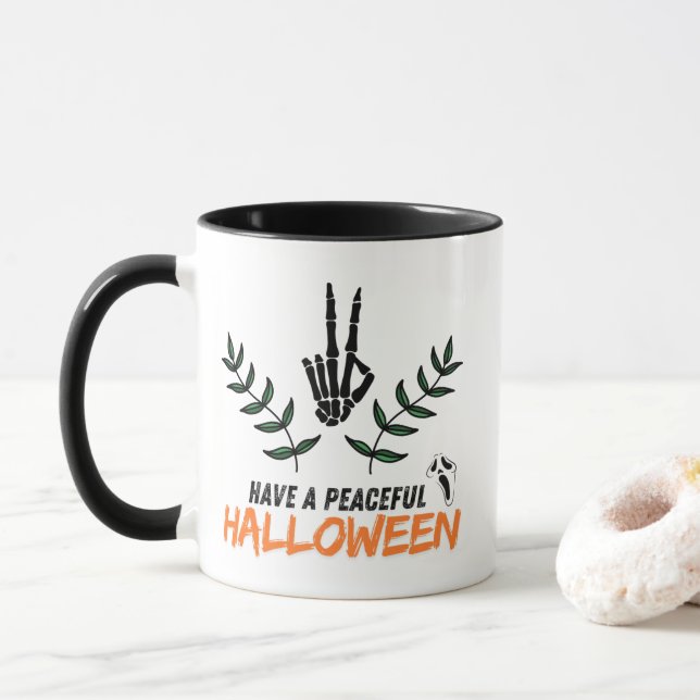 Ayez une Mug d'Halloween paisible (Avec donut)