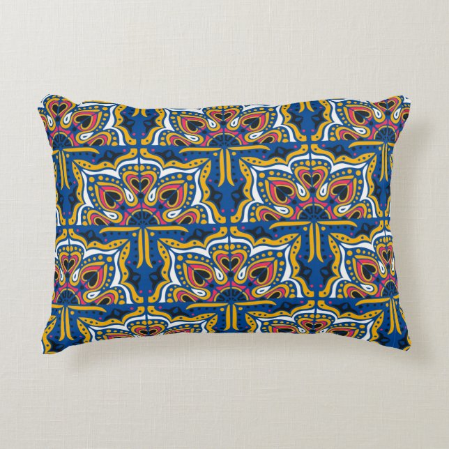 Azulejos portugal seamless pattern accent pillow (Front)