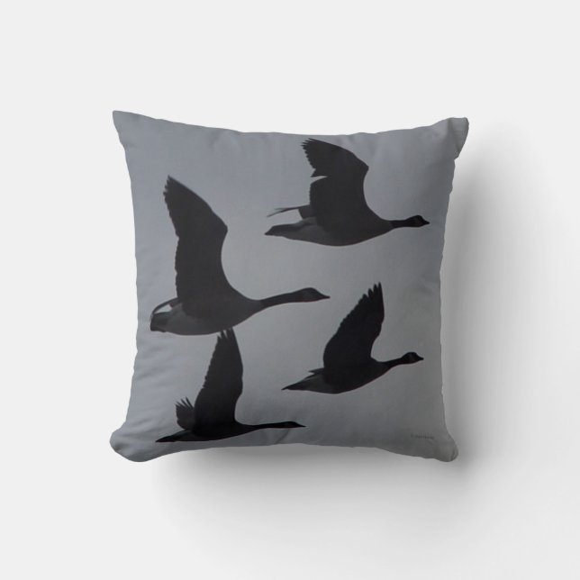 B46 Canadian Geese in Flight Throw Pillow (Front)