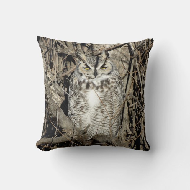B51 Great Horned Owl Throw Pillow (Front)