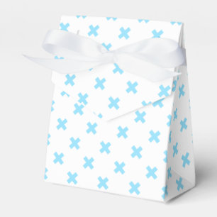 Baby blue cross stitches on white favor box