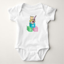 Baby clothes with a cartoon of Capoeira