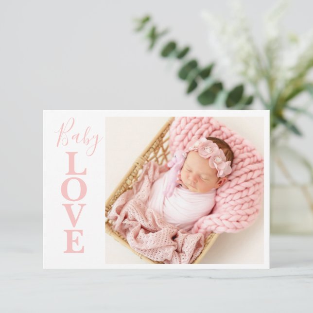 Baby Love Pink Typography Faire-part de naissance  (Debout devant)