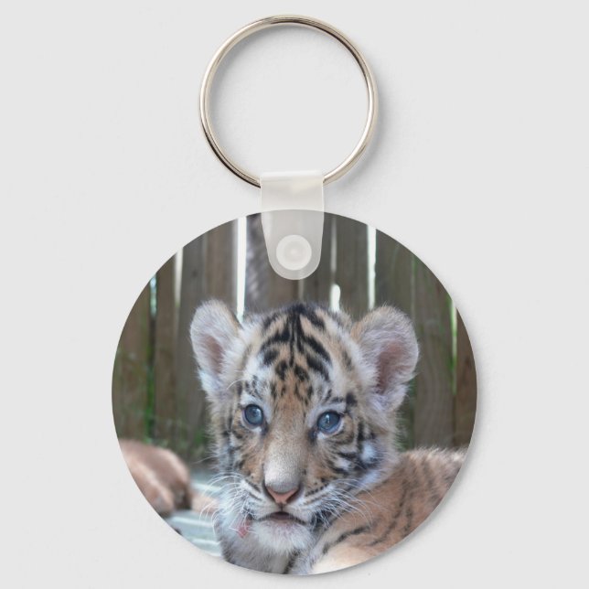 baby tiger waiting mom love keychain (Front)