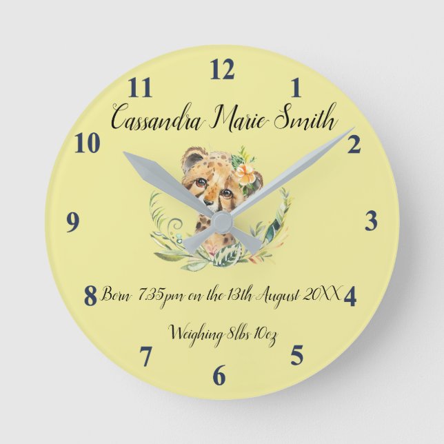 Baby's Birth Memento With Baby Cheetah Round Clock (Front)