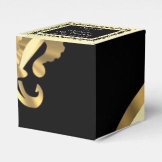 Back, gold fleur de lys wedding favor box