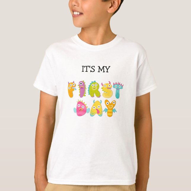 Back To School MOM'S FIRST DAY Custom Name T-Shirt (Front)