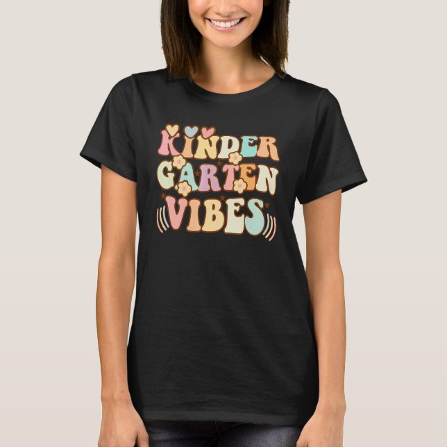 Back To School Teacher Students  Retro Kindergarte T-Shirt (Front)