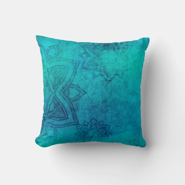 Background mandala grunge texture throw pillow (Front)