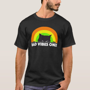 Bad Vibes Only angry black cat retro rainbow men T-Shirt