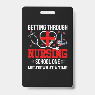 Badge Cadeau d'infirmière | Survivre à l'école d'infirmi