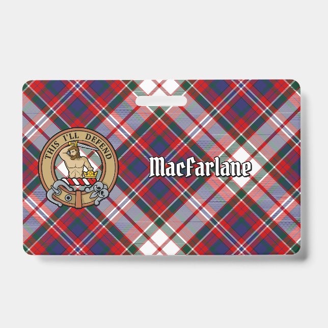 Badge Cimier du clan MacFarlane sur tartan de robe de so (Avant)