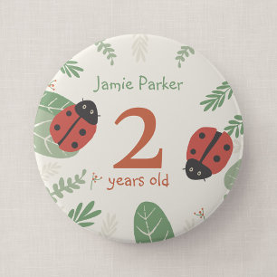 Badge d'anniversaire coccinelle avec nom et âge pe