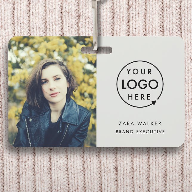 Badge de nom Carte | Badges d'identification perso (Company branded staff photo ID badges for business events & employee identity.)