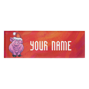 Badge D'identification Cochon mignon à Santa Hat sur rouge