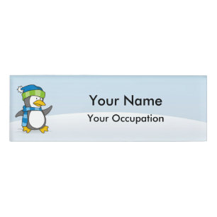 Badge D'identification Petit pingouin marchant sur la neige Nom Balise