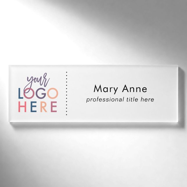 Badge D'identification Titre simple moderne de professionnel de logo (Devant)