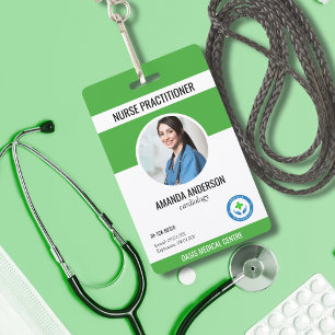 Badge ID de l'employé médical de l'hôpital Code-barres v