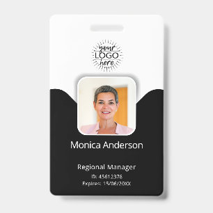 Badge ID de salarié en noir et blanc avec nom, photo et 