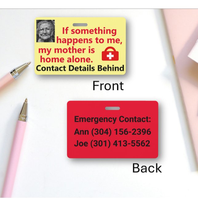 Badge Ma mère est seule à la maison (Créateur téléchargé)