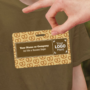 Badge Motif de bretzel de boulangerie ou de café amusant