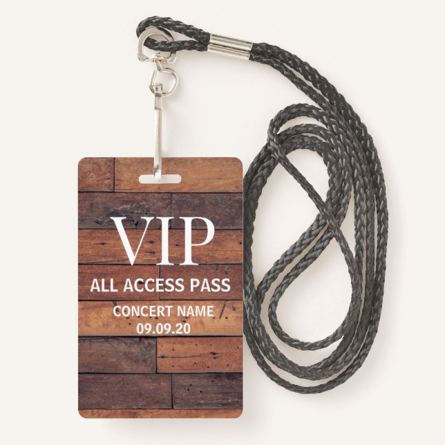 Badge Nom personnalisé en bois rustique VIP All Access P (Devant avec lanière)