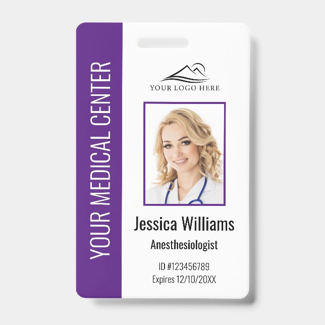 Badge Numéro d'identification de l'employé en soins de s (Avant)