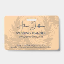 Organisatrice de mariage avec un logo à motif de p