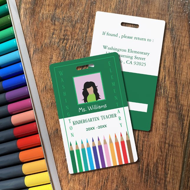 Badge Rainbow Pencils Kindergarten Insigne d'identité de (Vertical green and white employee photo ID badge.)