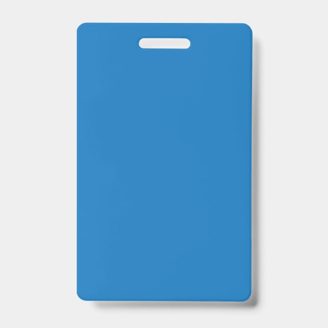Badge Un ciel bleu clair sans nuages remplit tout le (Avant)