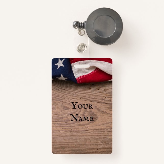 Badge Vintage American Flag (Front with Retractable)