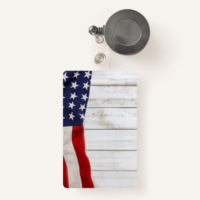 Badge Vintage American Flag (Front with Retractable)
