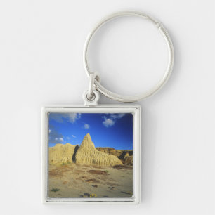 Badlands formations at Dinosaur Provincial Park 7 Keychain