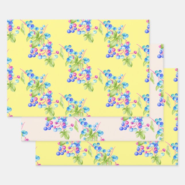 Baies de porcelaine sur un ensemble de feuilles de (Lot)