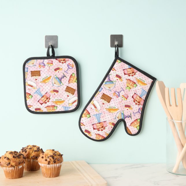 Bake Sale Sweets Pink Polka Dot Background Oven Mitt & Pot Holder Set (Insitu(Hanging))