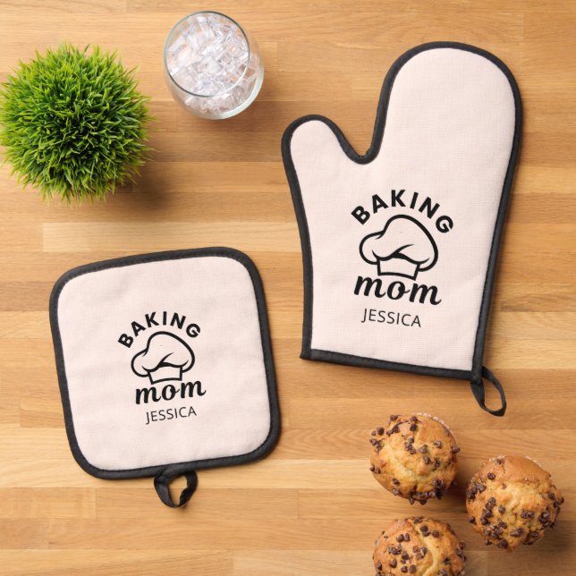 Baking Mom Personalized Gifts for Mom Mothers Day Oven Mitt & Pot Holder Set (Top Down)