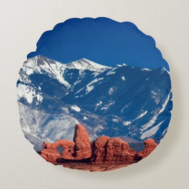 Balanced Rock Trail Round Pillow (Front)