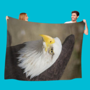 Bald Eagle Boldness – Cozy Fleece Blanket