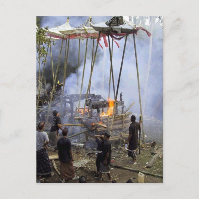Bali, Balinese funeral ceremony Postcard (Front)