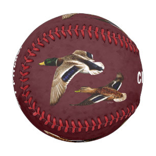 Balle De Baseball Canards sauvages dans le vol Maroon