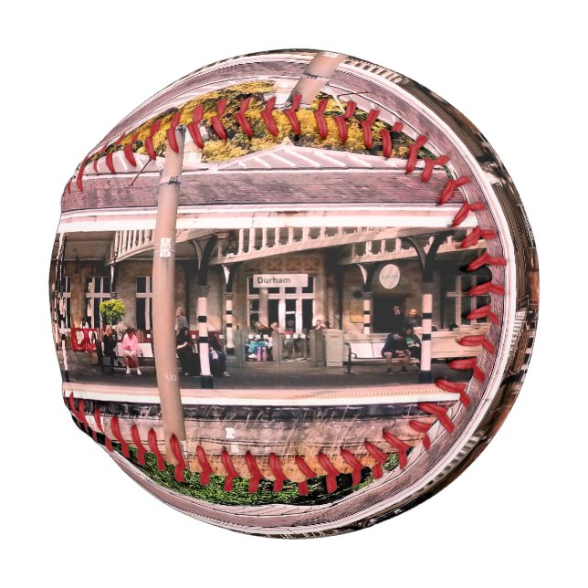 Balle De Baseball Gare de Durham (Devant Droite)