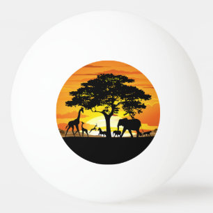 Balle De Ping Pong Animaux sauvages sur le coucher de soleil de la sa