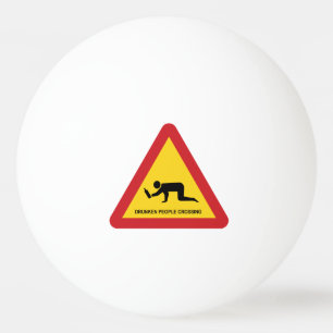 BALLE DE PING PONG POTEAU DE SIGNALISATION DE CROISEMENT DE PERSONNES